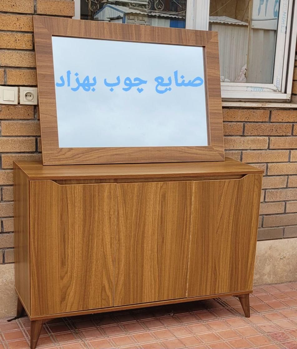 آینه کنسول با ست میز تلویزیون|بوفه، ویترین، کنسول|اسلام‌شهر, شهرک واوان|دیوار