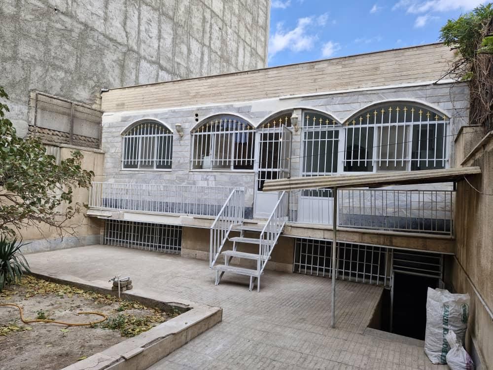 ویلایی۷۰۰متر/کارمندان شمالی/دهقانویلا و فاز۴مهرشهر|مشارکت در ساخت املاک|کرج, مهرشهر - فاز ۴|دیوار
