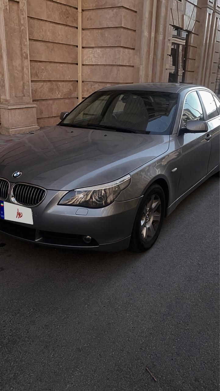 بی‌ام‌و سری 5  520i، مدل ۲۰۰۵ ترخیص ۲۰۰۸بدون رنگ|خودرو سواری و وانت|تهران, هروی|دیوار