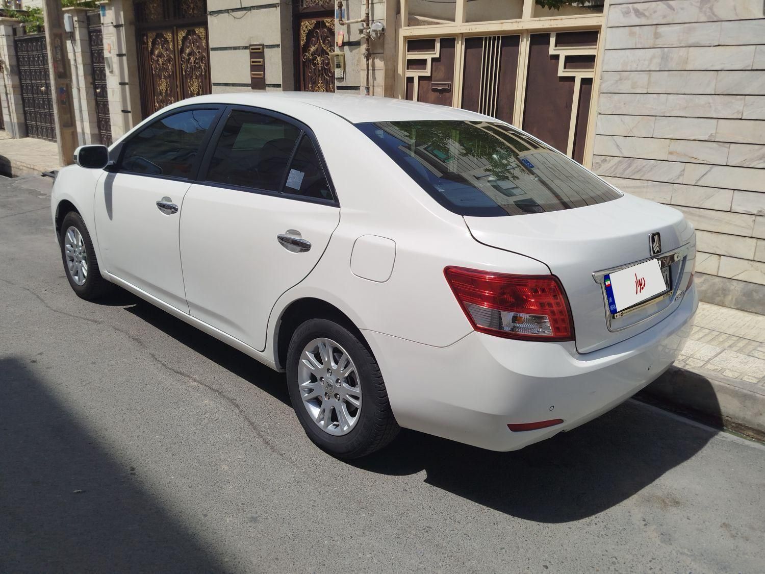 آریو(زوتی) z300 بی رنگ، کم‌کارکرد، فوق‌العاده‌سالم|خودرو سواری و وانت|تهران, تهران‌سر|دیوار