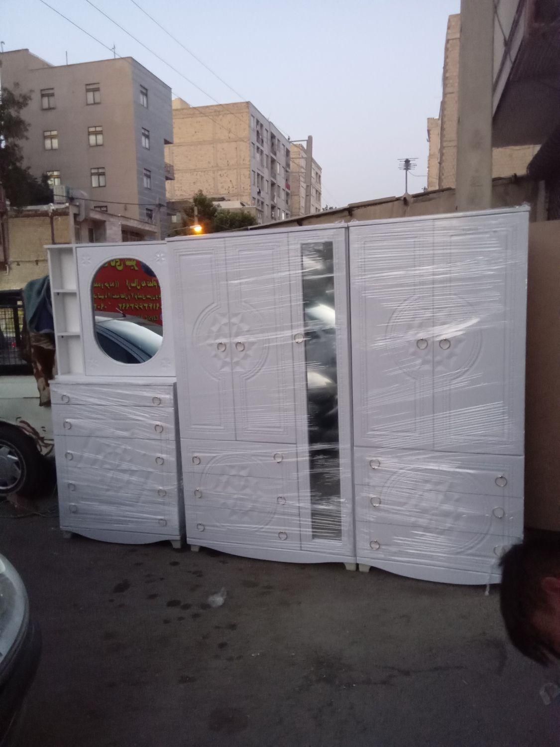 کمد سه درب ((وکییوم طرح دار))|جاکفشی، کمد، دراور|کرج, خرمدشت|دیوار