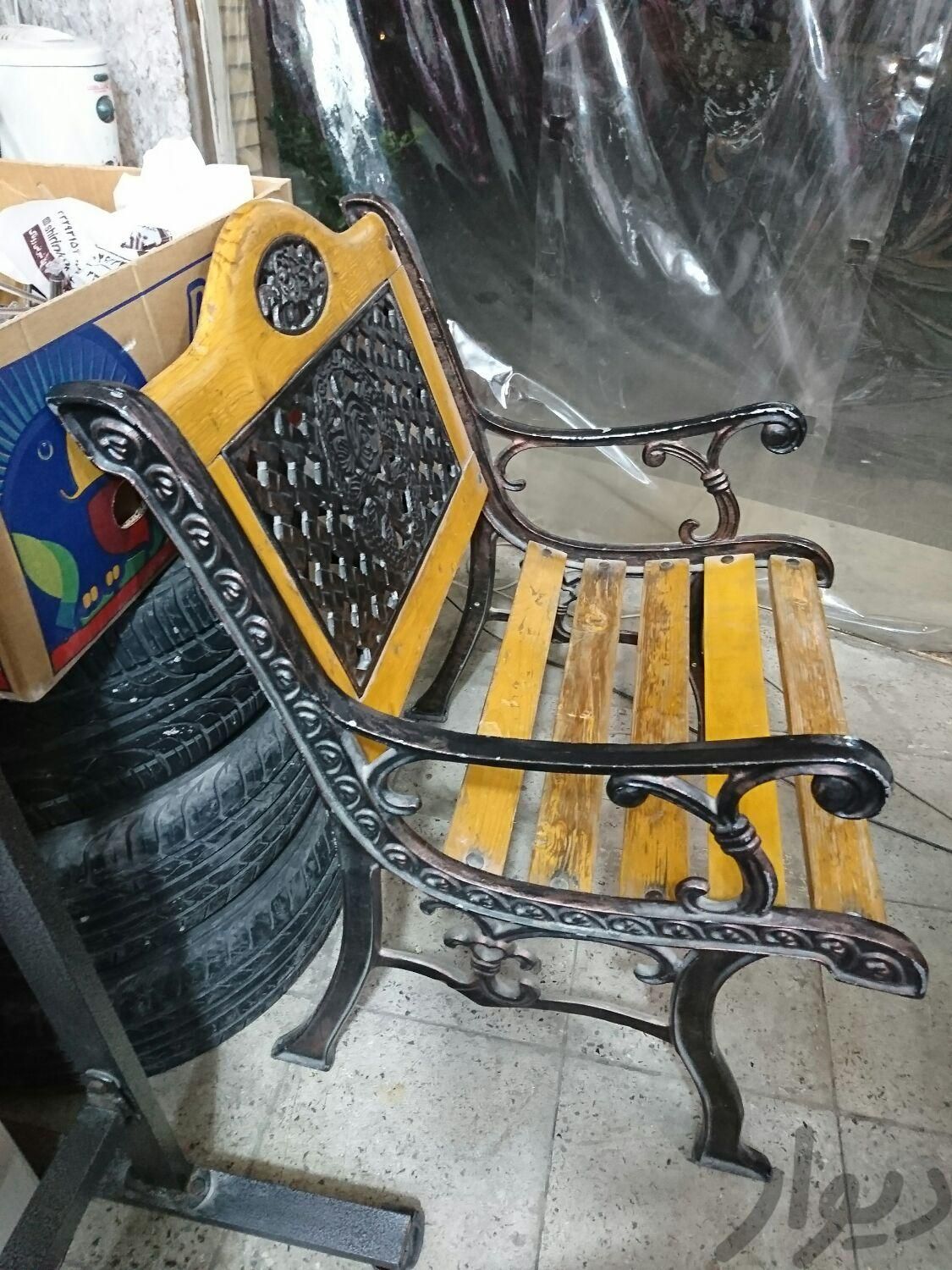صندلی آنتیک ایراد جزئی|اشیای عتیقه|کرج, گلشهر|دیوار