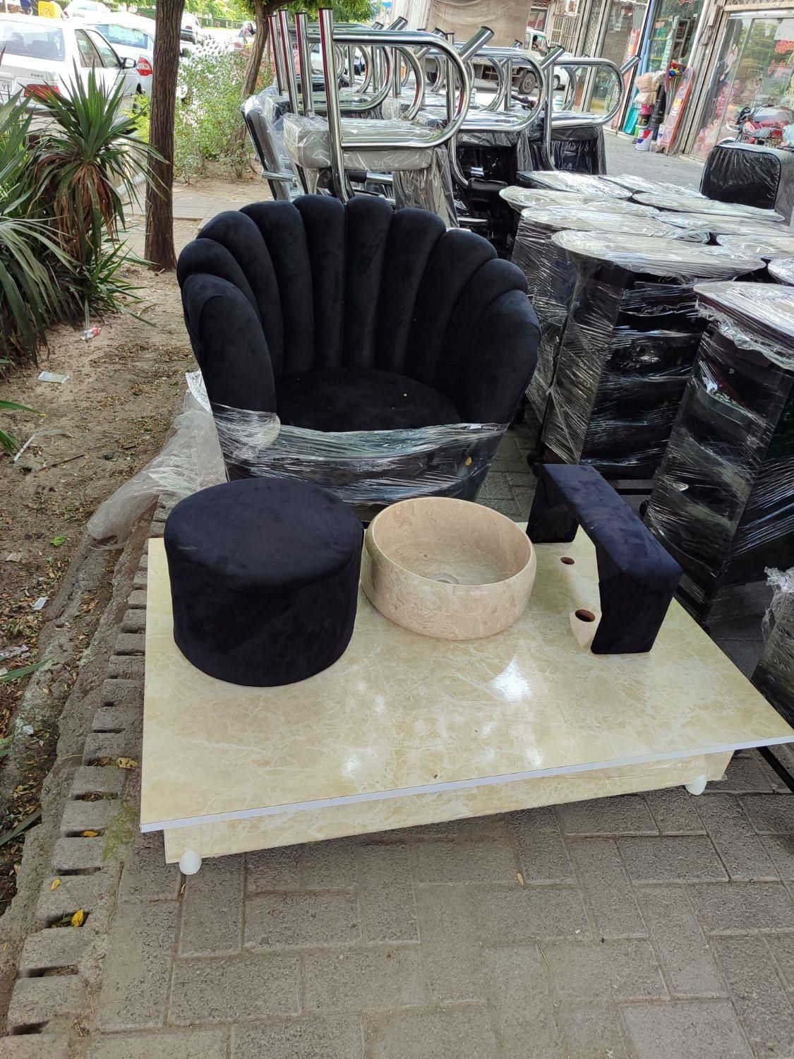 صندلی پدیکور/تخت وصندلی اصلاح|آرایشگاه و سالنهای زیبایی|مشهد, طلاب|دیوار