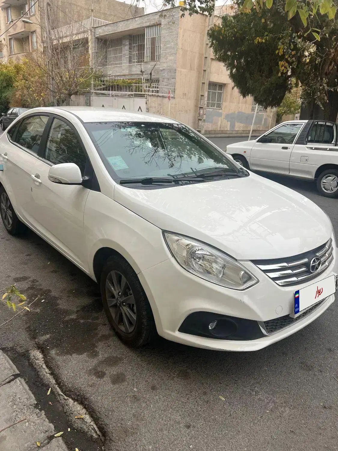 Jac j4 جک|خودرو سواری و وانت|تهران, درختی|دیوار