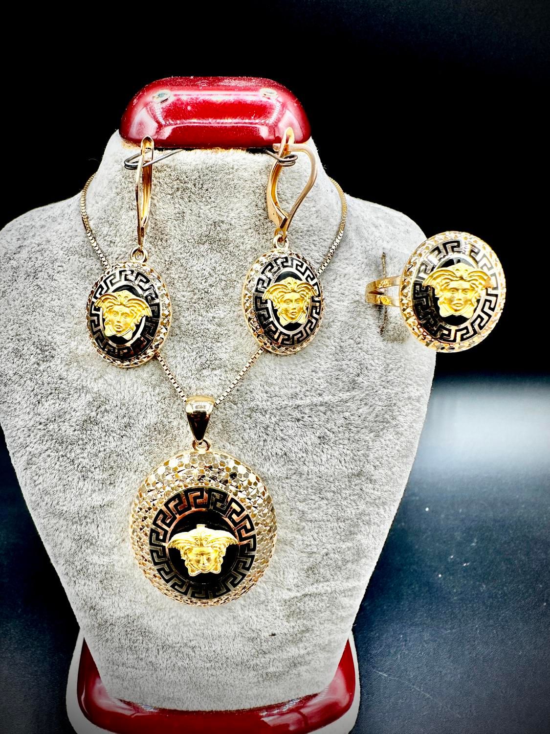 نیم ست ورساچه 12/090گرم طلا بدون اجرت|جواهرات|تهران, شهرک ولیعصر جنوبی|دیوار