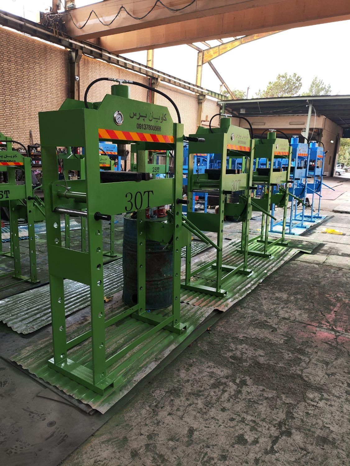 جک کاویان پرس کار|ماشین‌آلات صنعتی|رشت, انصاری|دیوار