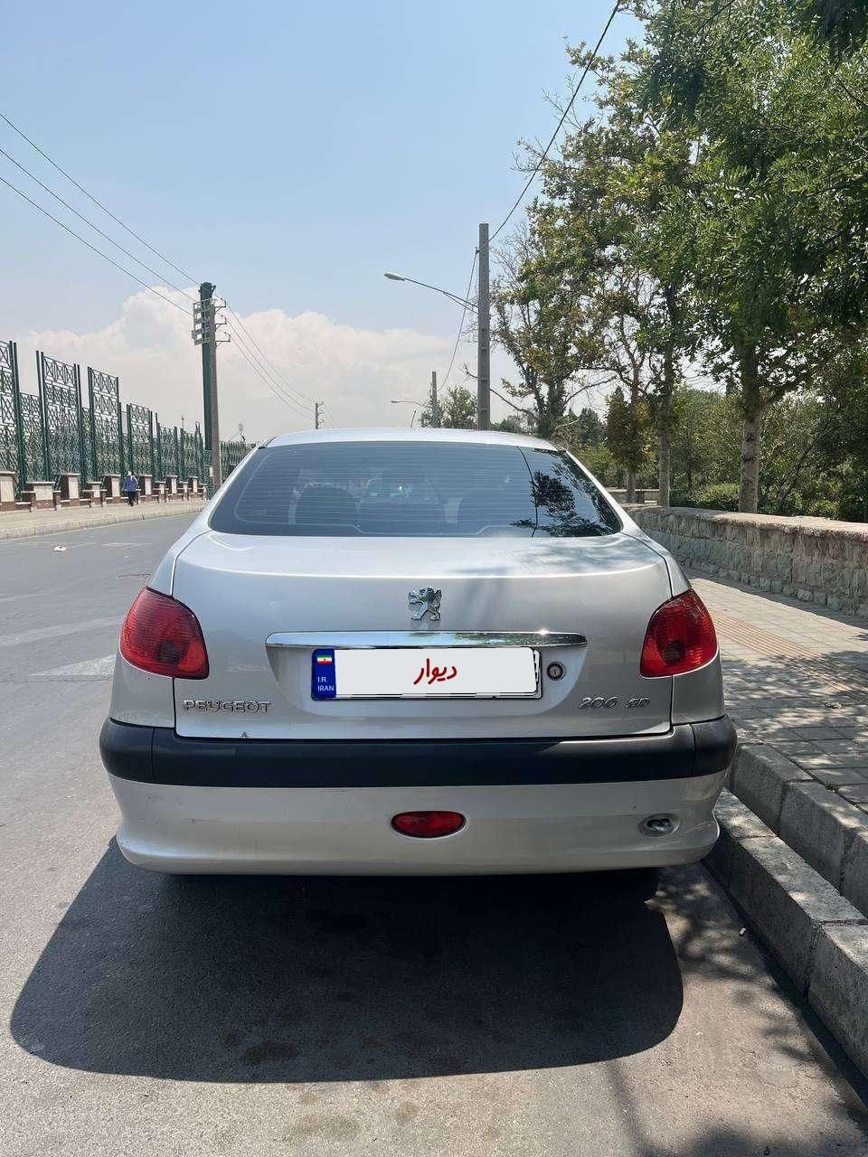 پژو 206 SD V1، مدل ۱۳۹۰|خودرو سواری و وانت|تهران, شهرک ولیعصر|دیوار