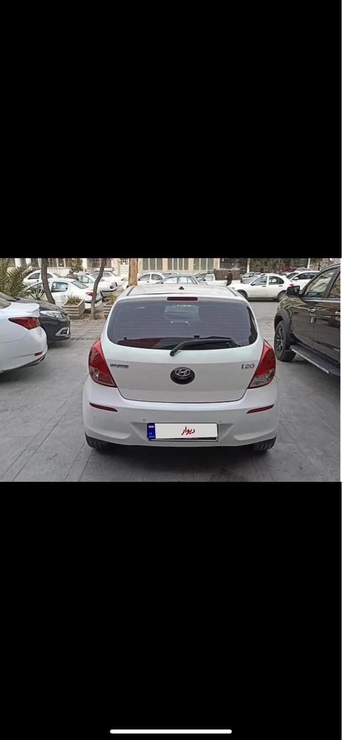 اجاره خودرو/ هیوندا i (2015) i20|خودرو اجاره‌ای|کیش, |دیوار