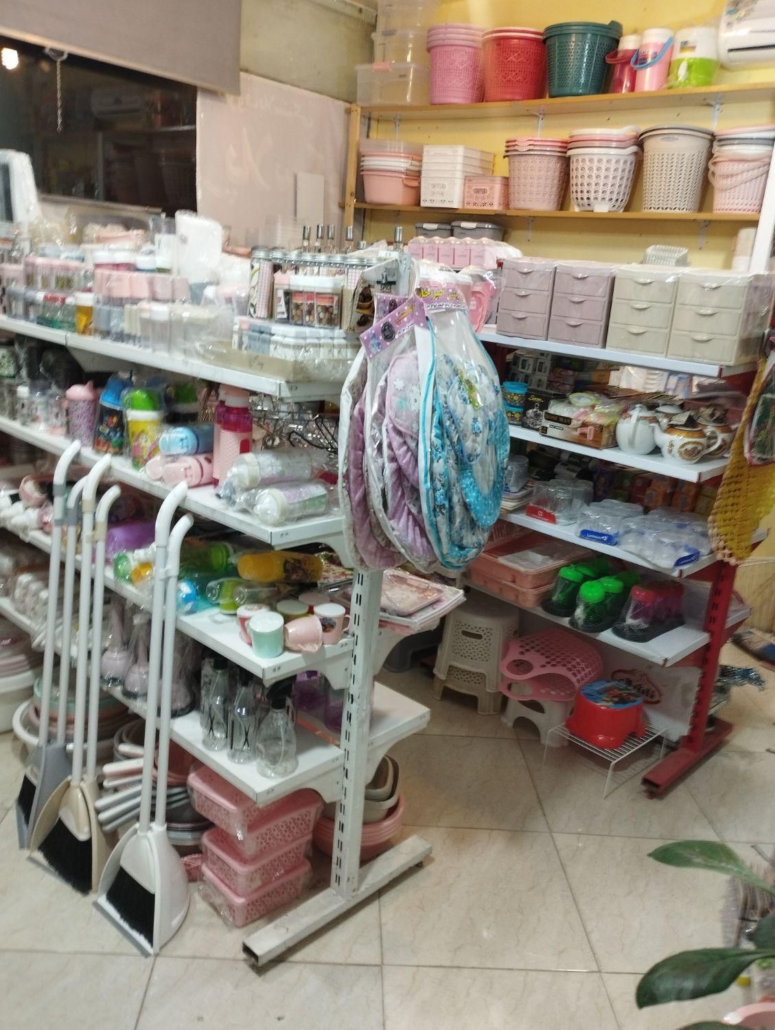 واگذاری مغازه پلاستیک فروشی و یکبار مصرف|فروشگاه و مغازه|مشهد, اروند|دیوار