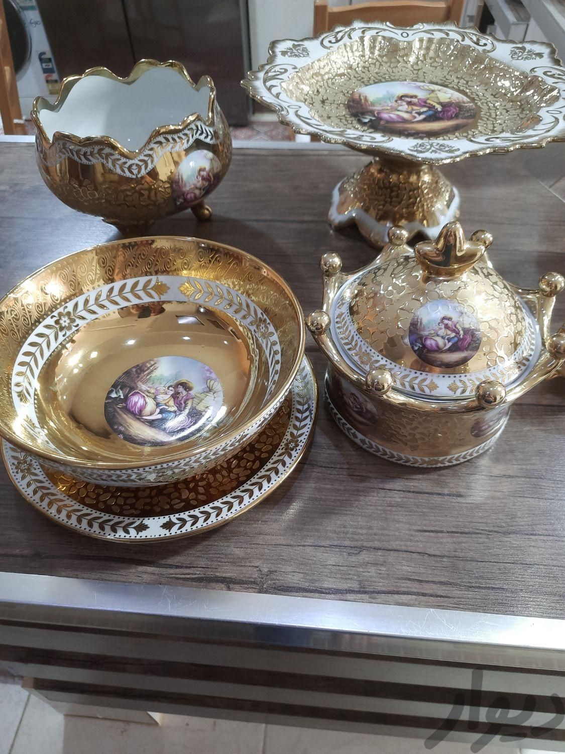 فروش ظروف طلایی چروک آنتیک دکوری لیلی|ظروف سرو و پذیرایی|تهران, تهرانپارس غربی|دیوار