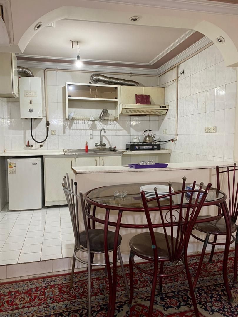 سوییت بلوار جمهوری ۴۰۰متری بیمارستان|اجارهٔ کوتاهمدت آپارتمان و سوئیت|یزد, |دیوار