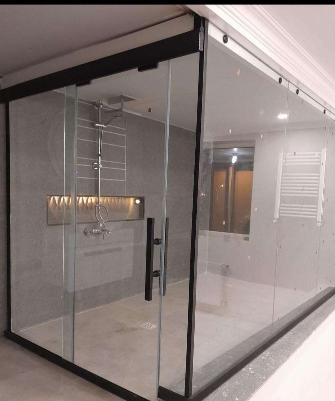 کلیه خدمات شیشه و سکوریت|خدمات پیشه و مهارت|اراک, |دیوار