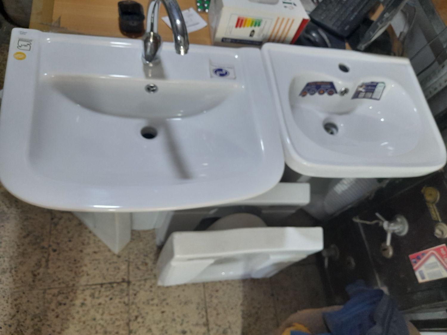 چینی جات(روشویی وسنگ توالت)|لوازم سرویس بهداشتی|گنبد کاووس, |دیوار