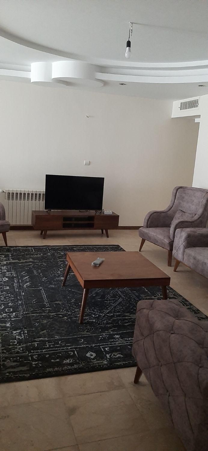 اجاره اپارتمان مبله دوخوابه پارکینگ دار|اجارهٔ کوتاه‌مدت آپارتمان و سوئیت|تهران, جمهوری|دیوار