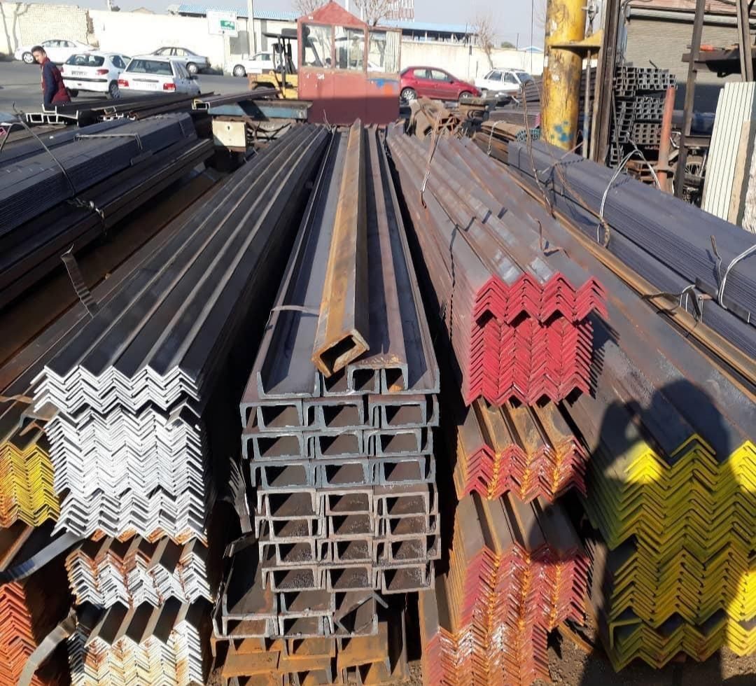 آهن آلات میلگرد تیرآهن قوطی نبشی خاموت ورق|مصالح و تجهیزات ساختمان|رشت, گلسار|دیوار