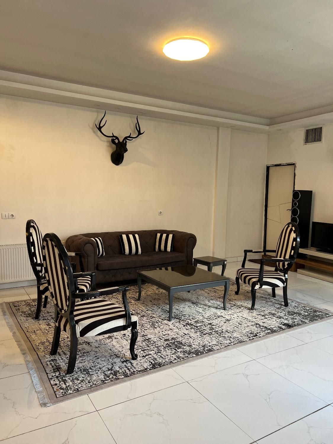 اجاره ویلا مدرن استخرابگرم ،بیلیاردچهارباغ|اجارهٔ کوتاهمدت ویلا و باغ|کرج, حصارک بالا|دیوار