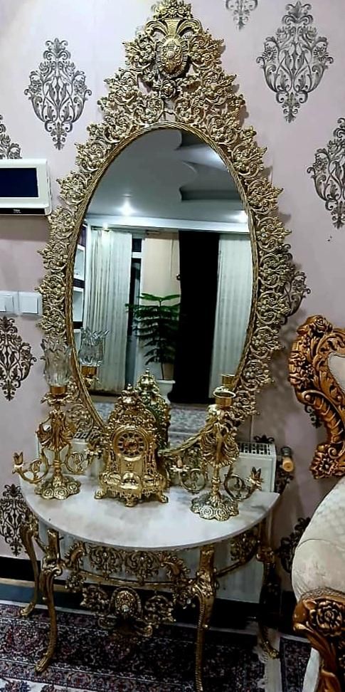 بوفه و ساعت ایستاده و میز تلویزیون و آینه و کنسولی|بوفه، ویترین، کنسول|مریوان, |دیوار
