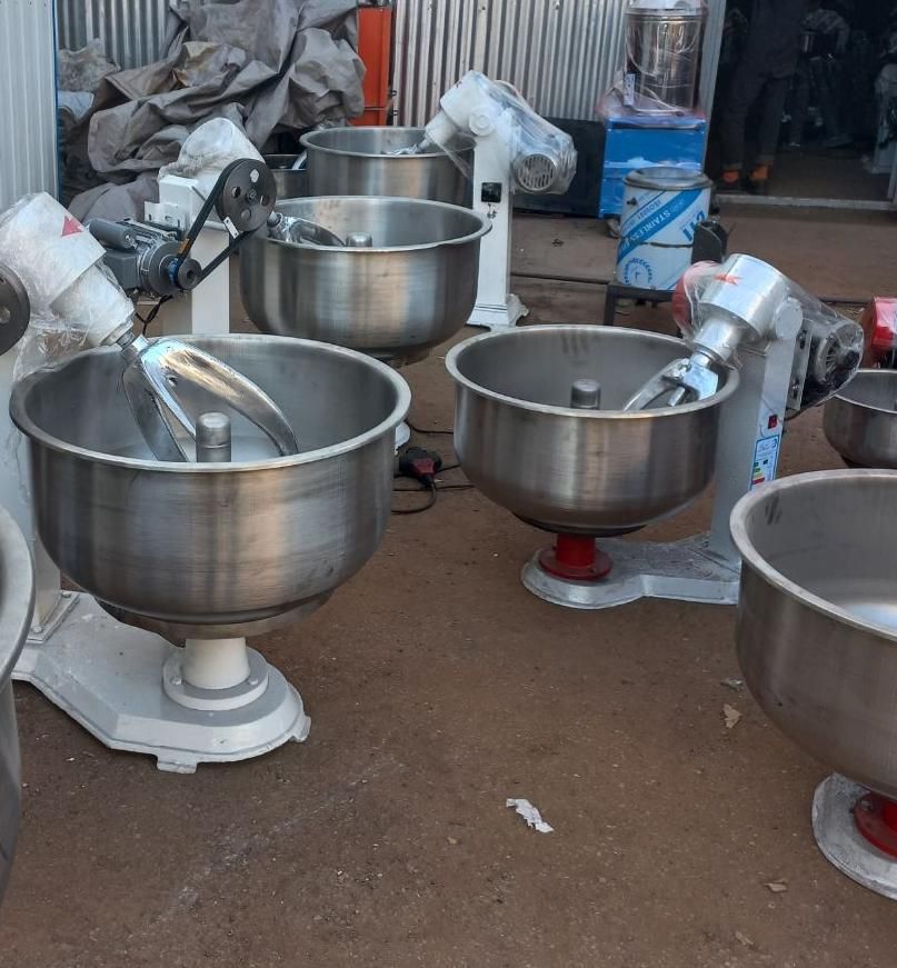 خمیرگیر sprنشان استیلکا وتنور گلی گردان+سبزی خردکن|فروشگاه و مغازه|اردبیل, |دیوار