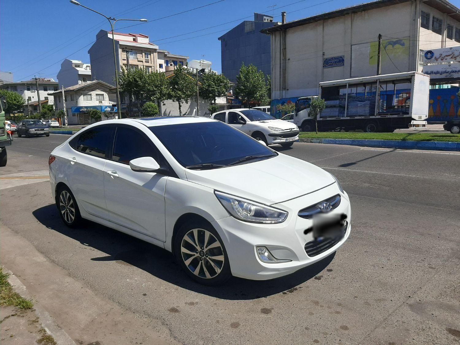 هیوندای اکسنت بلو|خودرو سواری و وانت|رشت, رشتیان|دیوار