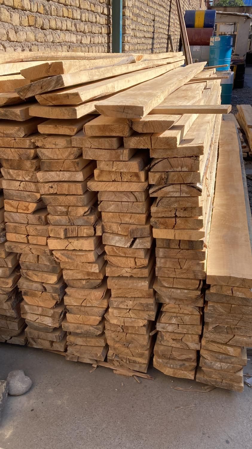 بشکه خالی،تخته زیر پا بنایی،تخته قالب بندی،نردبان|عمده‌فروشی|مشهد, خین عرب|دیوار