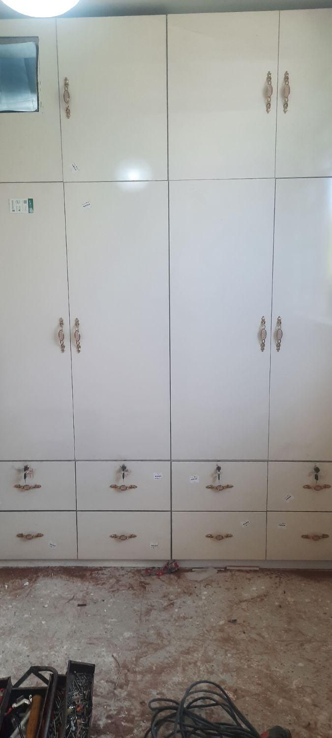 نصب و نصاب انواع کابینت و تعمیرات|خدمات پیشه و مهارت|شیراز, مسلم|دیوار
