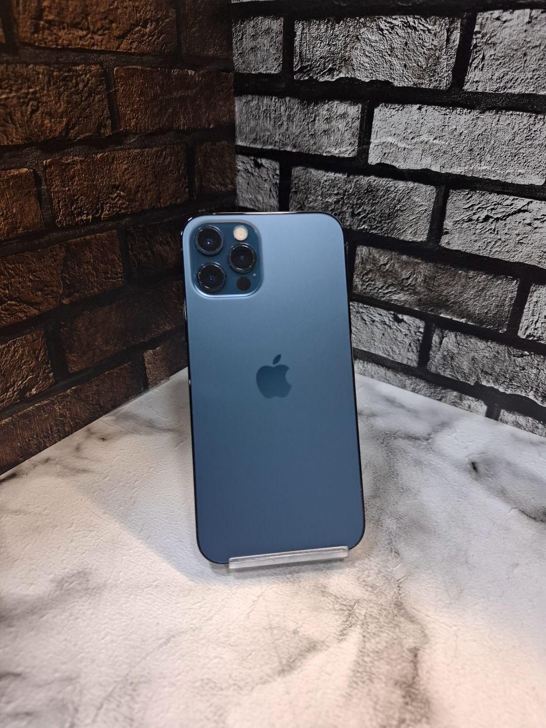 ایفون iPhone 12 Pro با حافظهٔ ۲۵۶ گیگابایت|موبایل|تهران, امامزاده حسن(ع)|دیوار