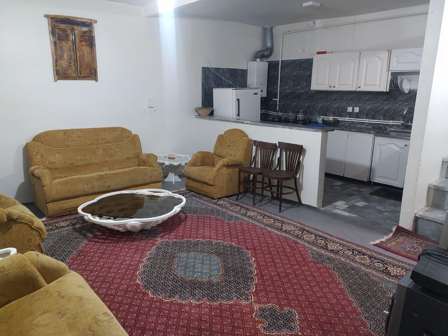 اجاره روزانه/هفتگی/ماهانه آپارتمان ۱۰۰ متری|اجارهٔ کوتاه‌مدت آپارتمان و سوئیت|دلیجان, |دیوار