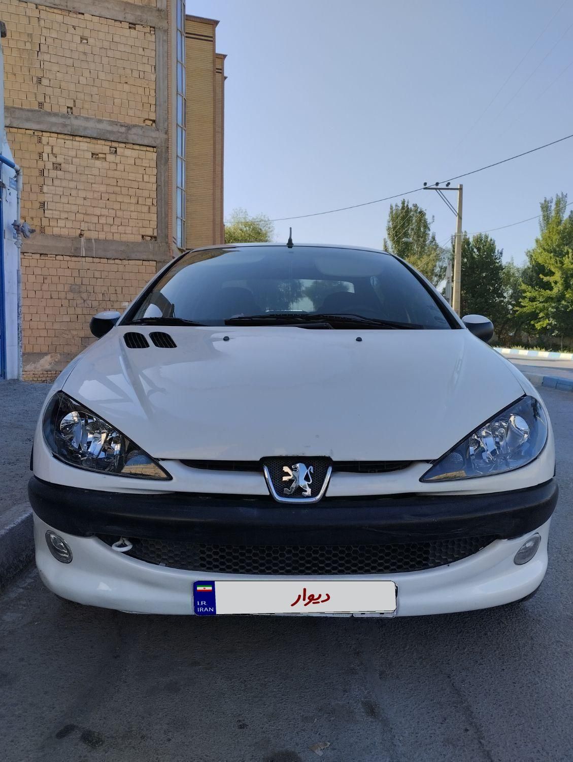 %%پژو 206 SD V9 سفارشی 87 اتومات بی رنگ تک برگ%%|خودرو سواری و وانت|خمینی‌شهر, |دیوار