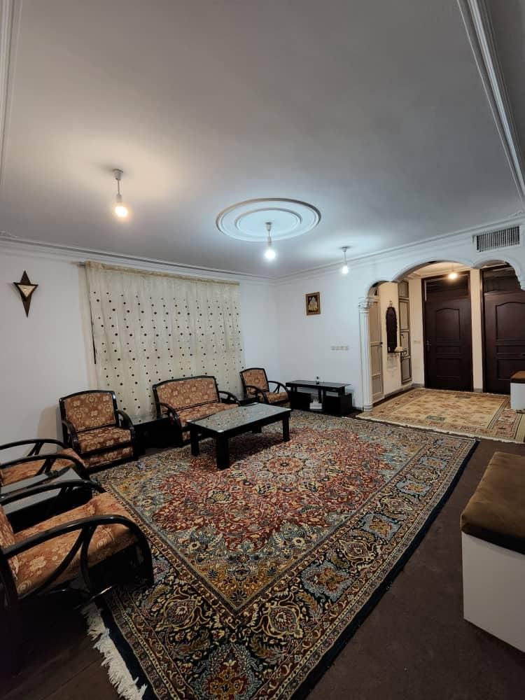 سویت۱۱۰ متری باغبهادران|اجارهٔ کوتاهمدت آپارتمان و سوئیت|لنجان, |دیوار