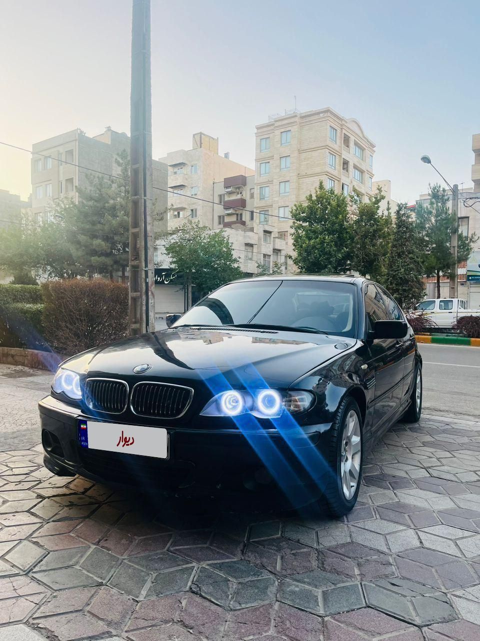 بی‌ام‌و e46 اتاق افسانه ای325i، مدل ۲۰۰۵ دنده ای|خودرو سواری و وانت|تهران, دانشگاه تهران|دیوار