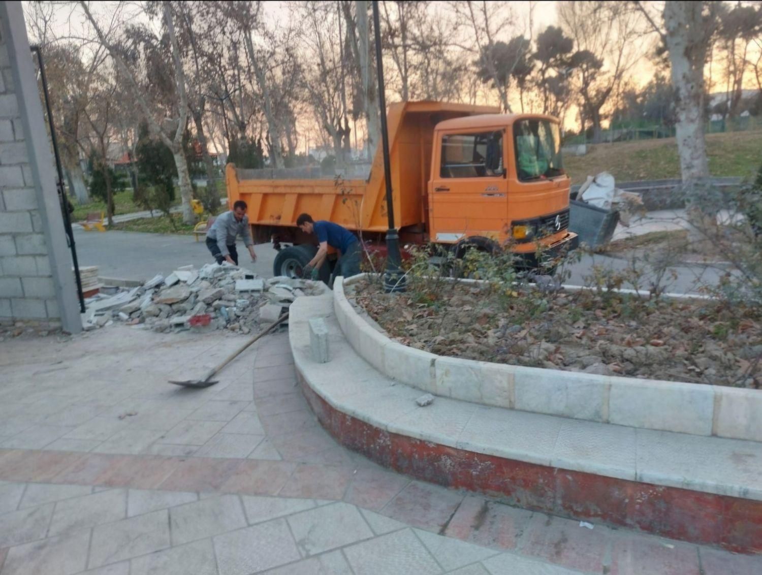خاکبرداری با بابکت و خاور حمل نخاله باخاور و کارکر|خدمات حمل و نقل|نسیم‌شهر, |دیوار