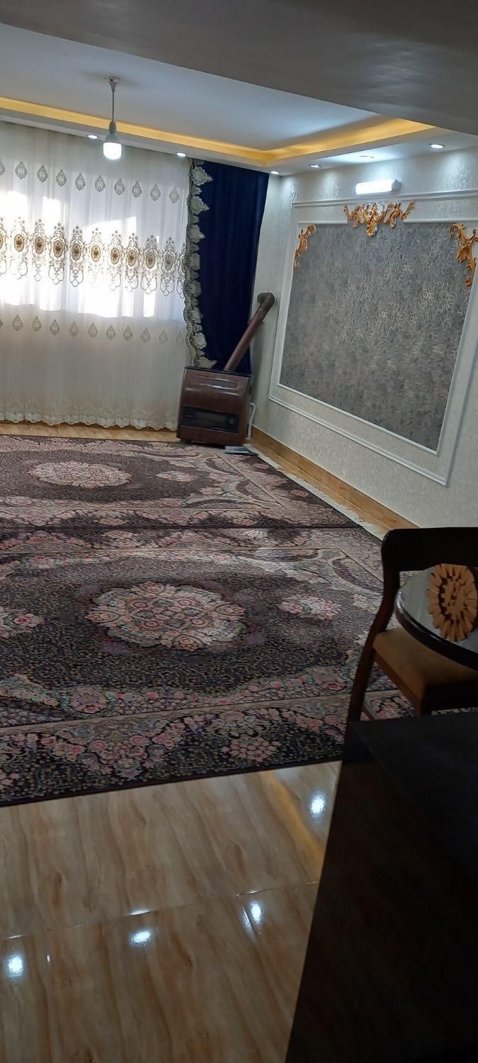 فروش آپارتمان ۱۱۰ متری ۲ خوابه طبقه ۲ در اندیشه ۱۹|فروش آپارتمان|مشهد, استاد یوسفی (شهرک غرب)|دیوار