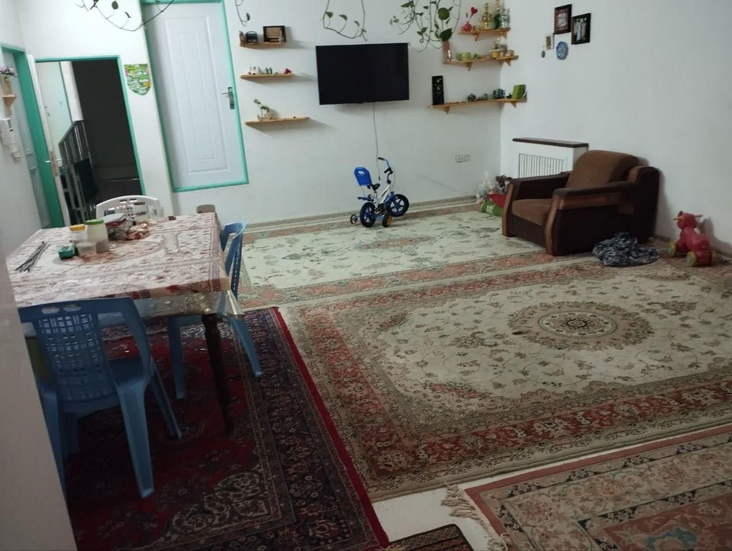 اجاره دو طبقه خانه ویلایی|اجارهٔ خانه و ویلا|تهران, اوقاف|دیوار