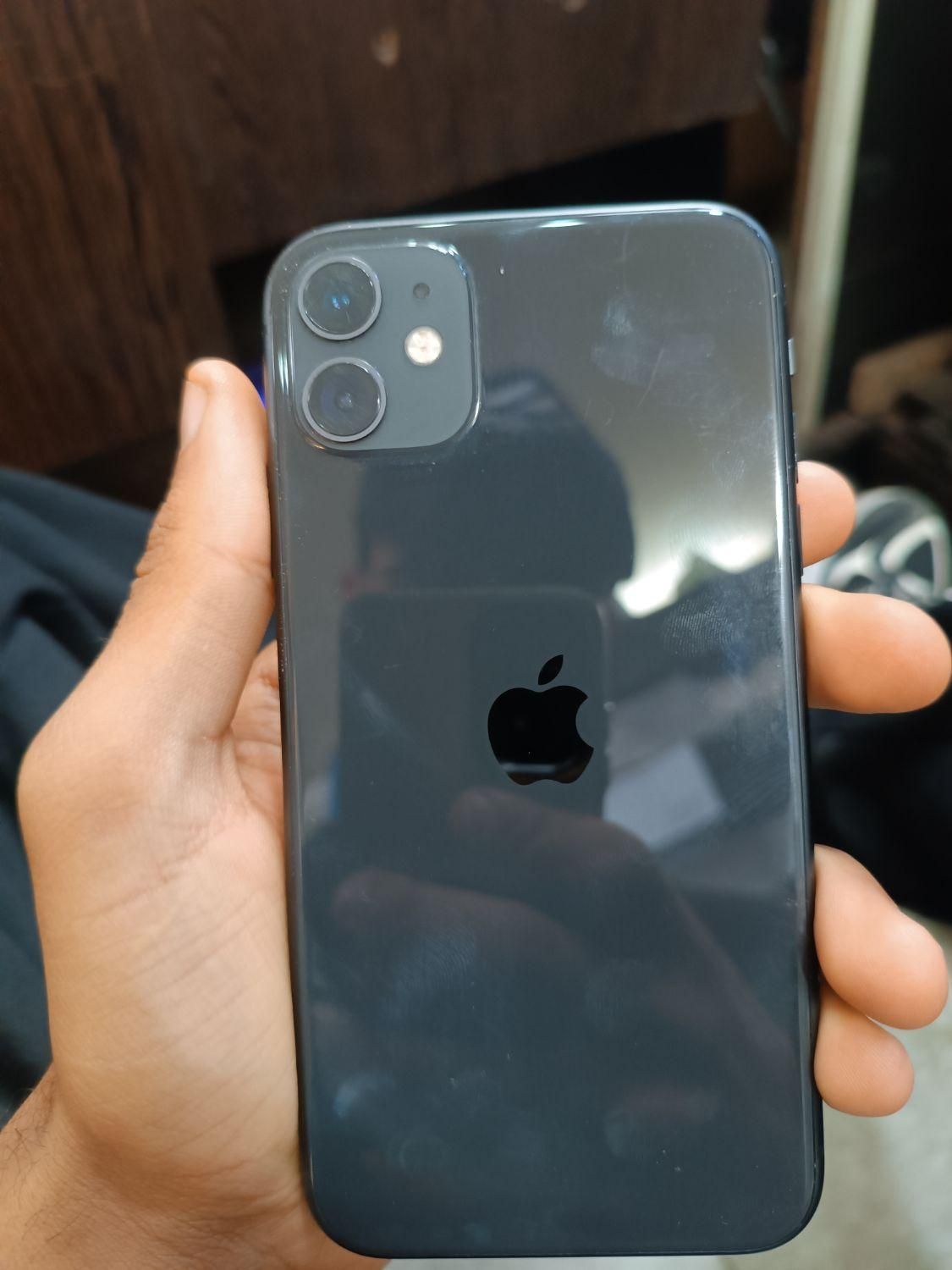 اپل iPhone 11 با حافظهٔ ۱۲۸ گیگابایت|موبایل|شیراز, کوشک میدان|دیوار