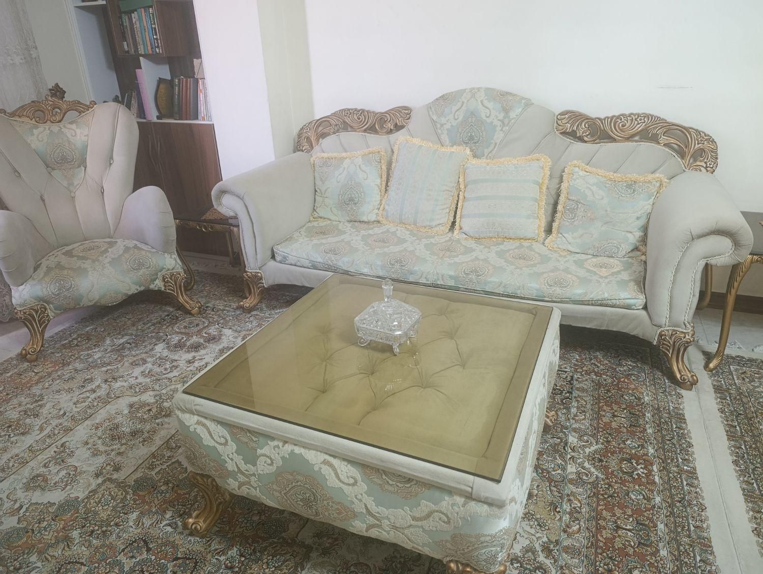 فروش مبلمان  نه نفره|مبلمان خانگی و میز عسلی|شیراز, شهرک ولیعصر|دیوار
