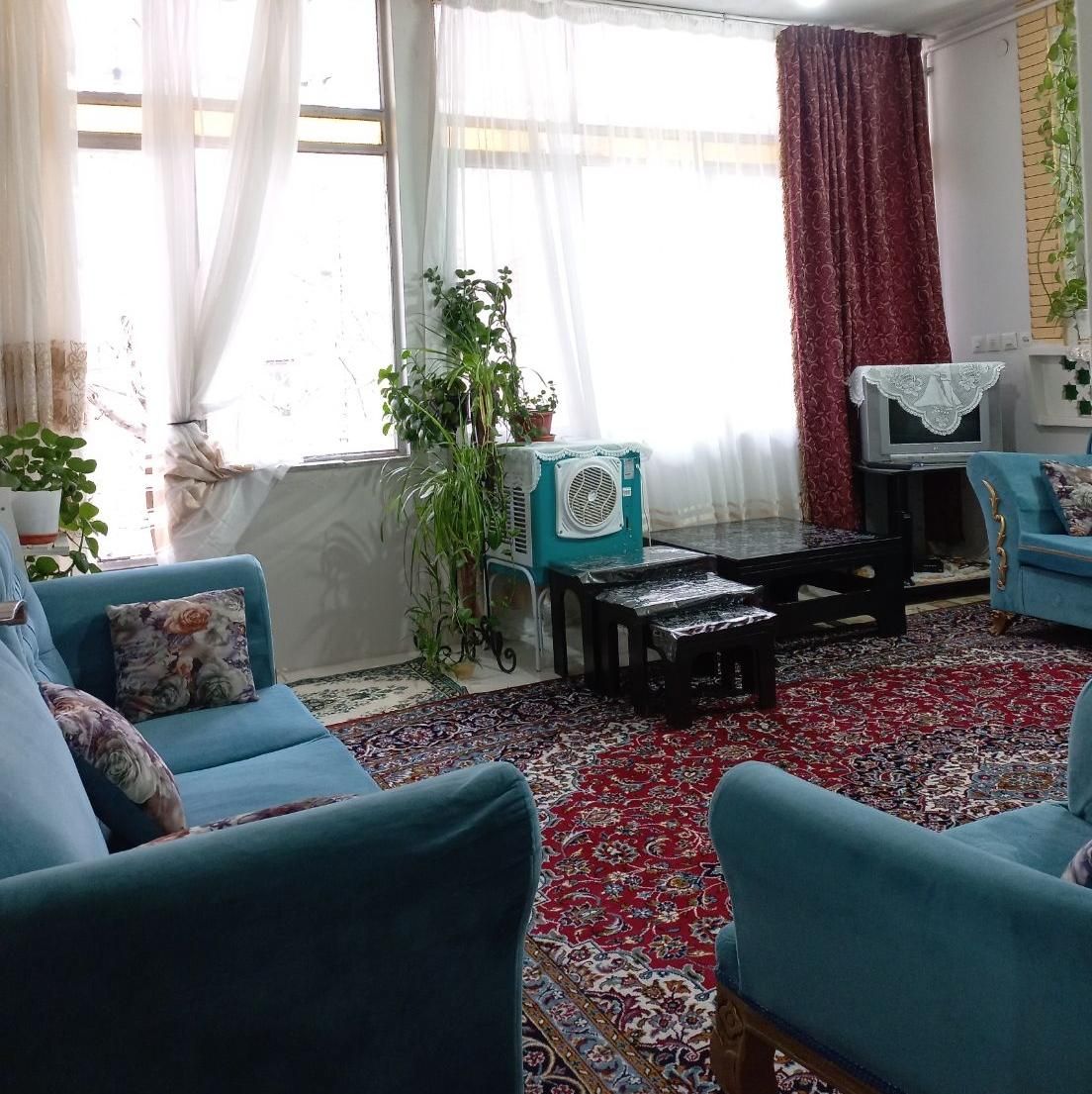 اجاره روزانه/هفتگی منزل حیاط دار خوانسار|اجارهٔ کوتاه‌مدت آپارتمان و سوئیت|خوانسار, |دیوار