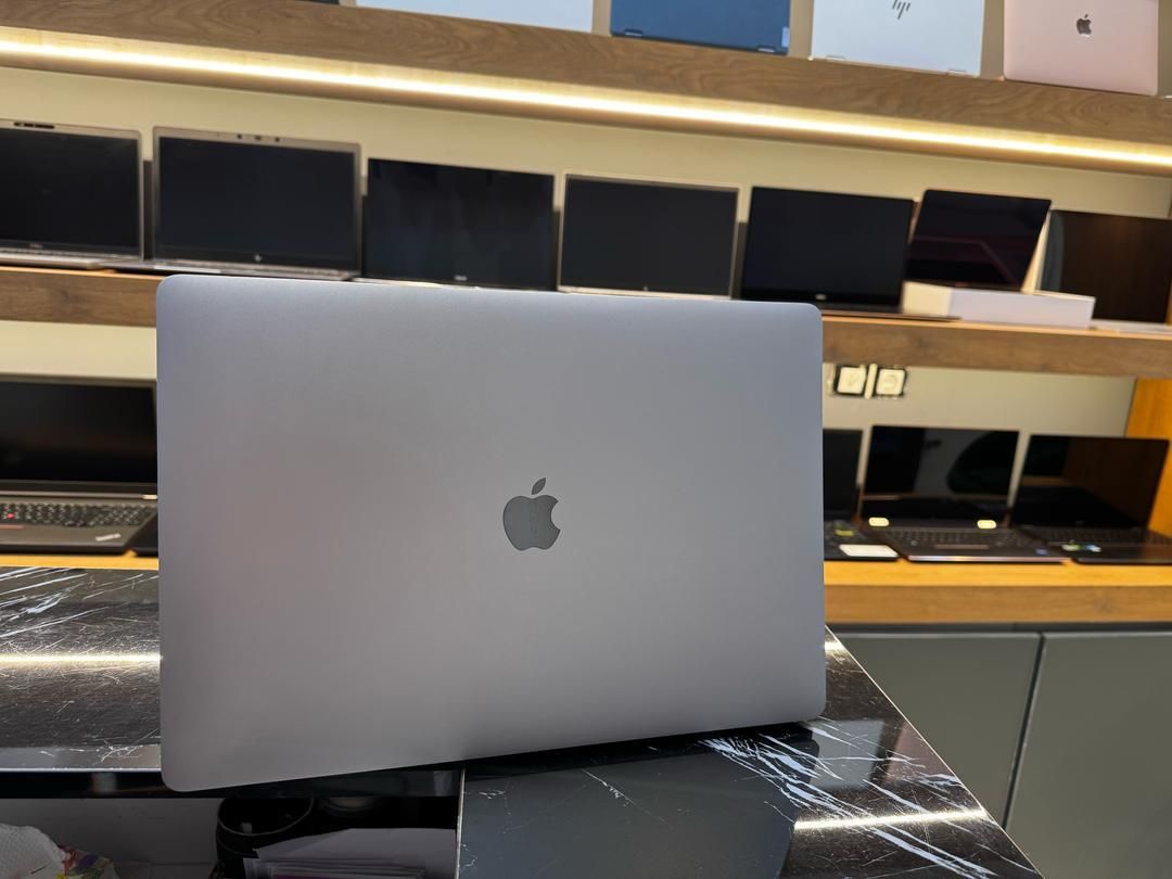 هیولای قدرت اپل گرافیک MacBook Pro Ci9 Rm64 VGA8G|رایانه همراه|شیراز, ملاصدرا|دیوار