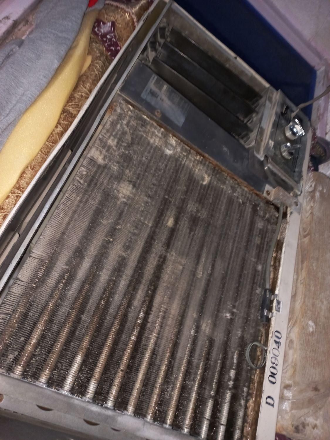 خریدار کولر سوخته و نیم سوز دوتیکه پنجره ای|کولر گازی و فنکوئل|رامهرمز, |دیوار