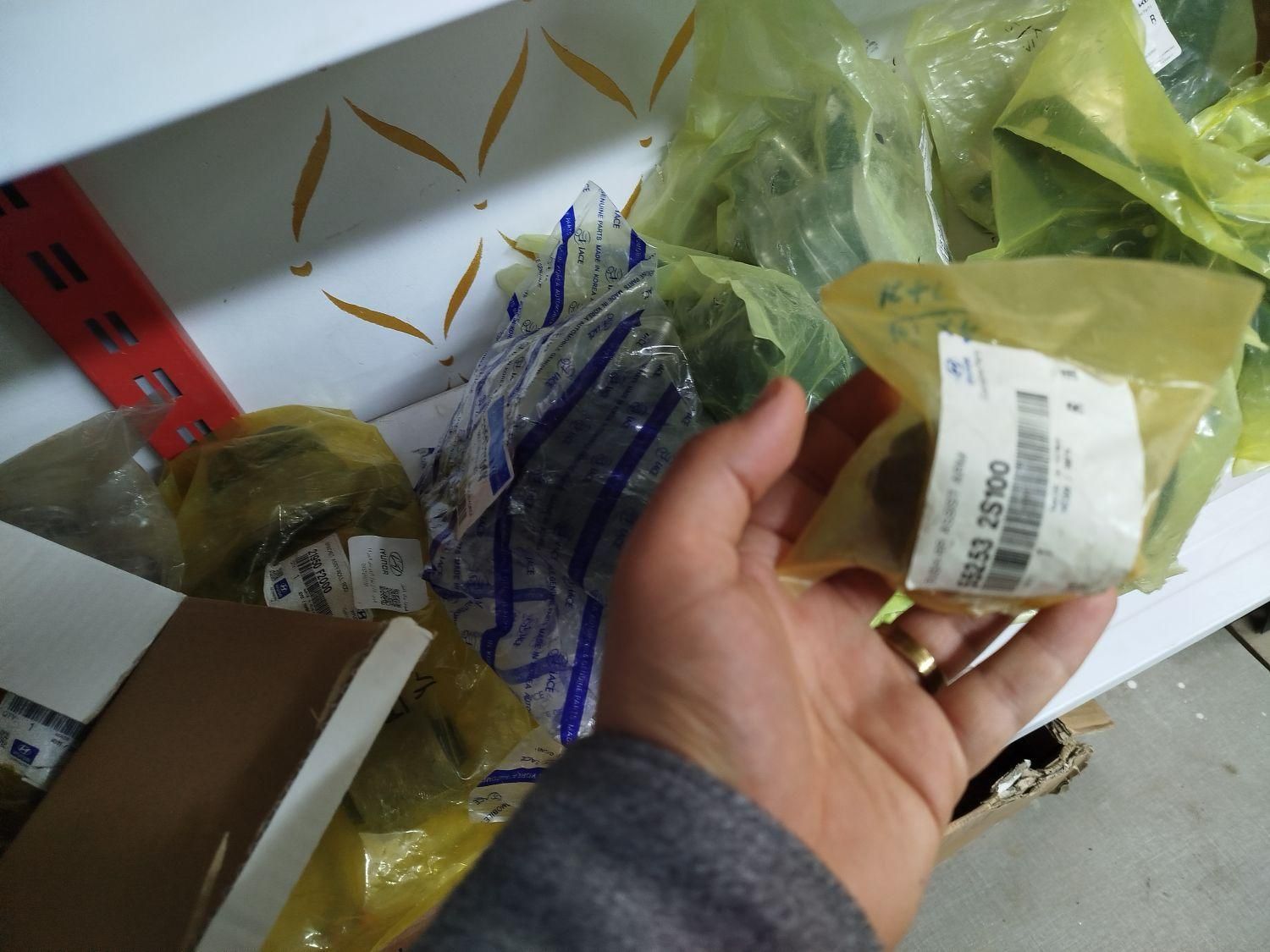 قطعات جلوبندی هیوندا و کیا|قطعات یدکی و لوازم جانبی|آبادان, |دیوار