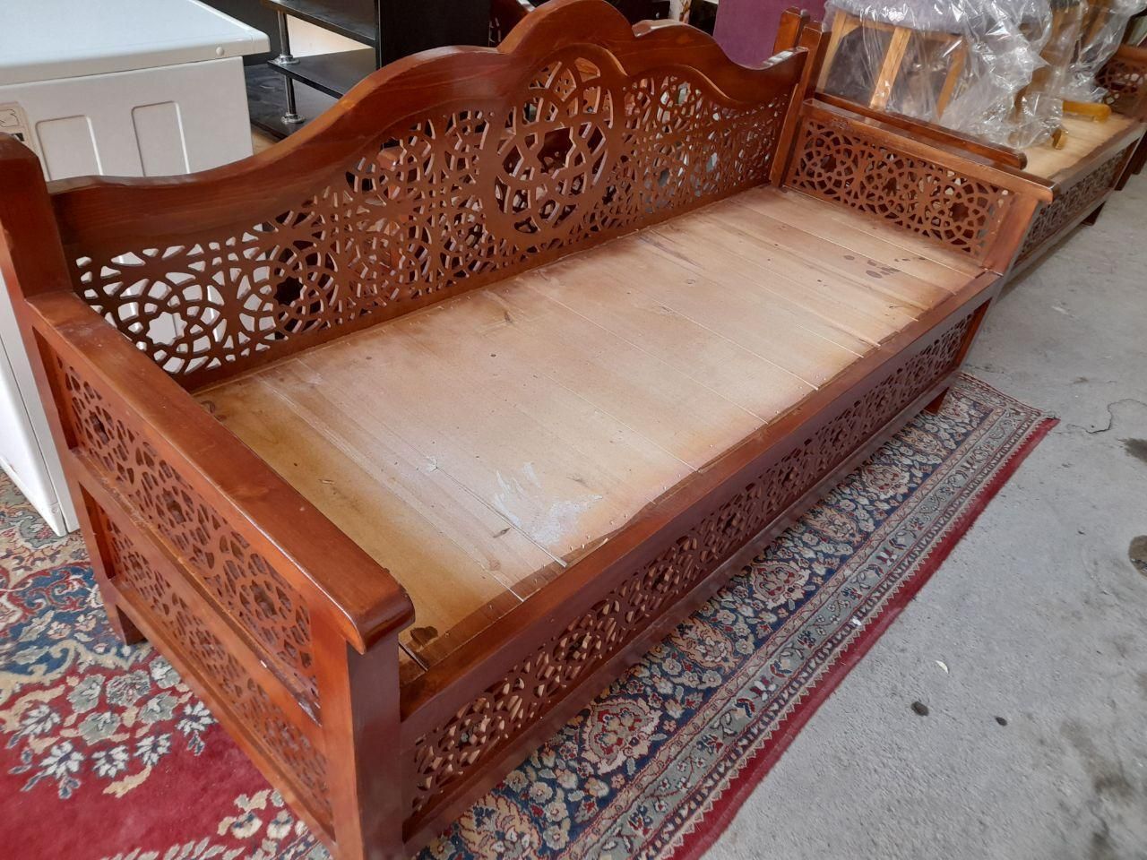 تخت سنتی با کد391963 و تخت باغی با کد391963|مبلمان خانگی و میز عسلی|اصفهان, دوطفلان|دیوار