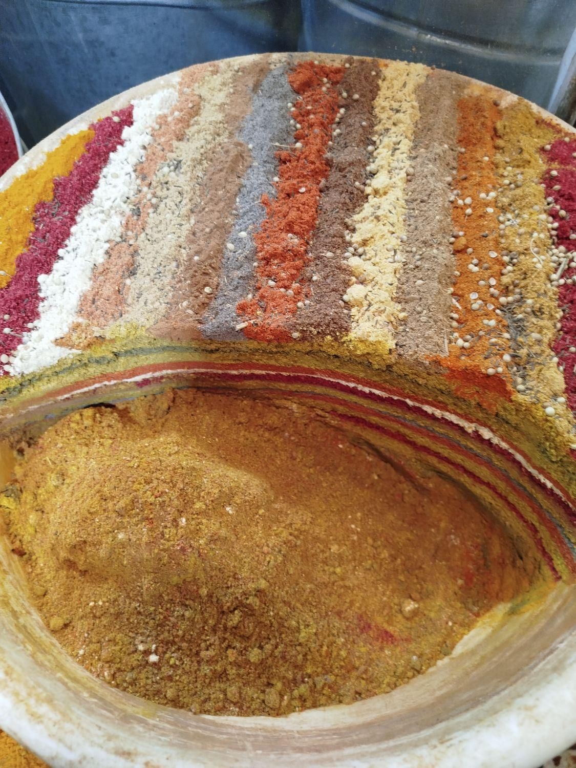 ادویه جات درجه یک تازه قیمت مناسب|خوردنی و آشامیدنی|مشهد, کوی راد|دیوار