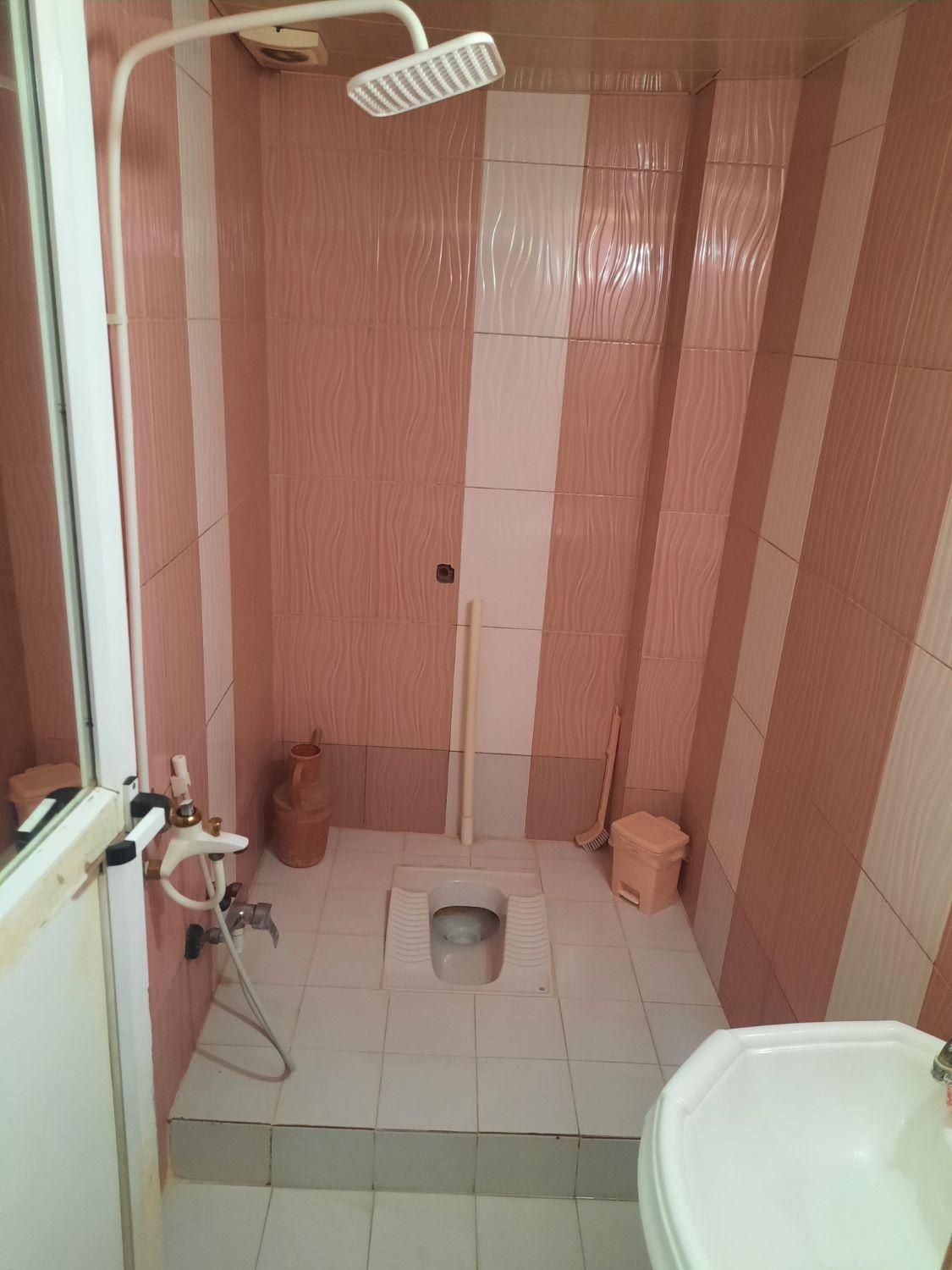 سوئیت دو خوابه تمیز|اجارهٔ کوتاهمدت آپارتمان و سوئیت|رشت, کوی امام رضا|دیوار