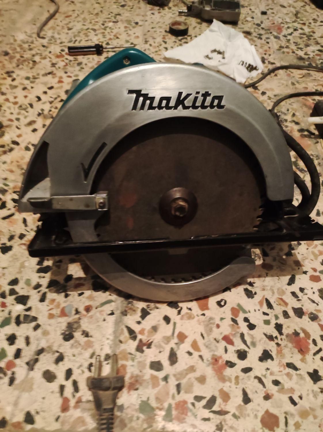 ابزار نجاری|ماشین‌آلات صنعتی|شیروان (خراسان), |دیوار