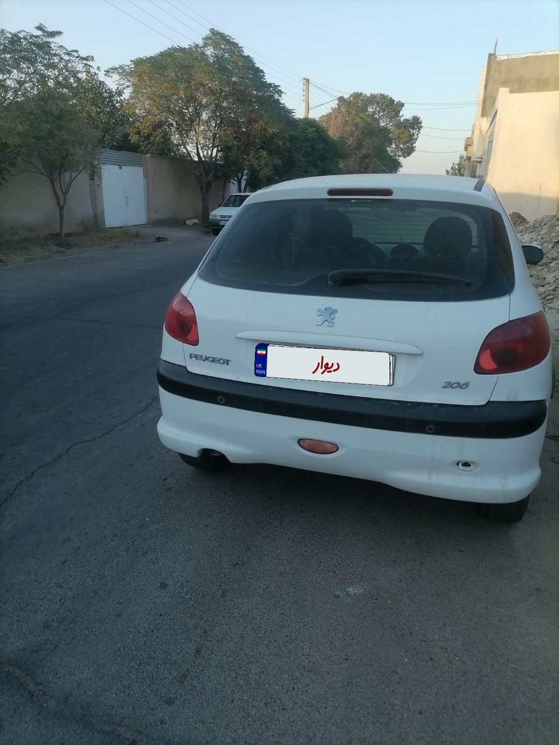 پژو 206 تیپ ۲، مدل ۱۳۹۶ کارمندی وخانگی|خودرو سواری و وانت|گناباد, |دیوار