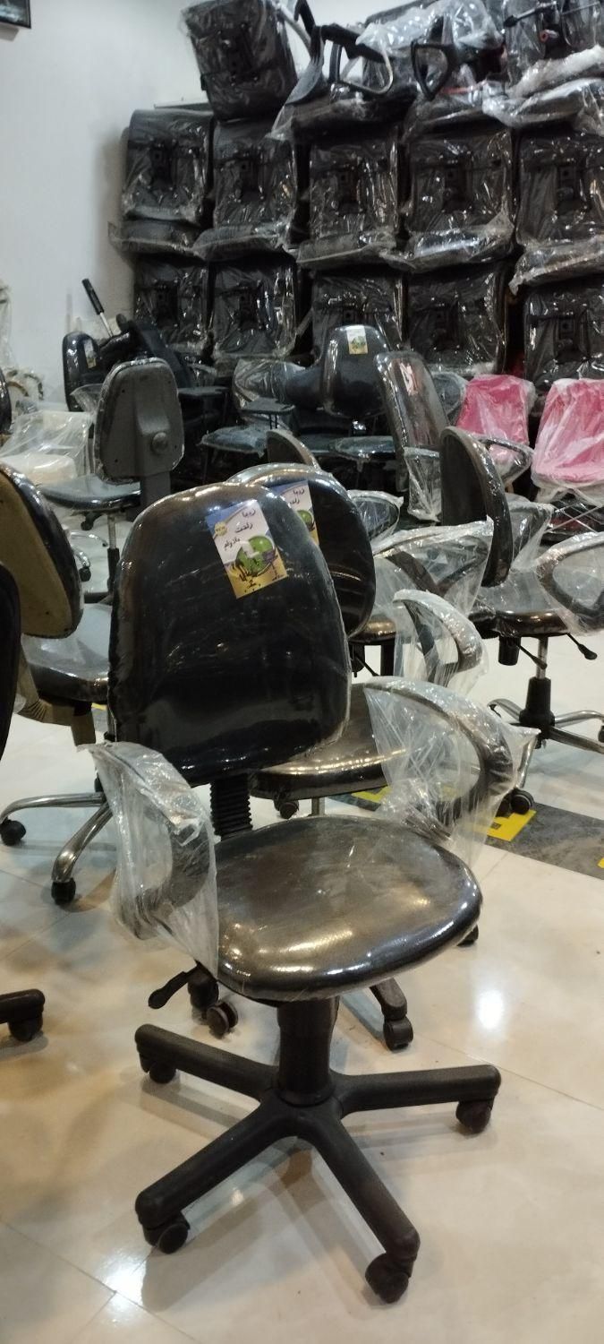 صندلی کارکرده درحدنو|صندلی و نیمکت|مشهد, عبادی|دیوار