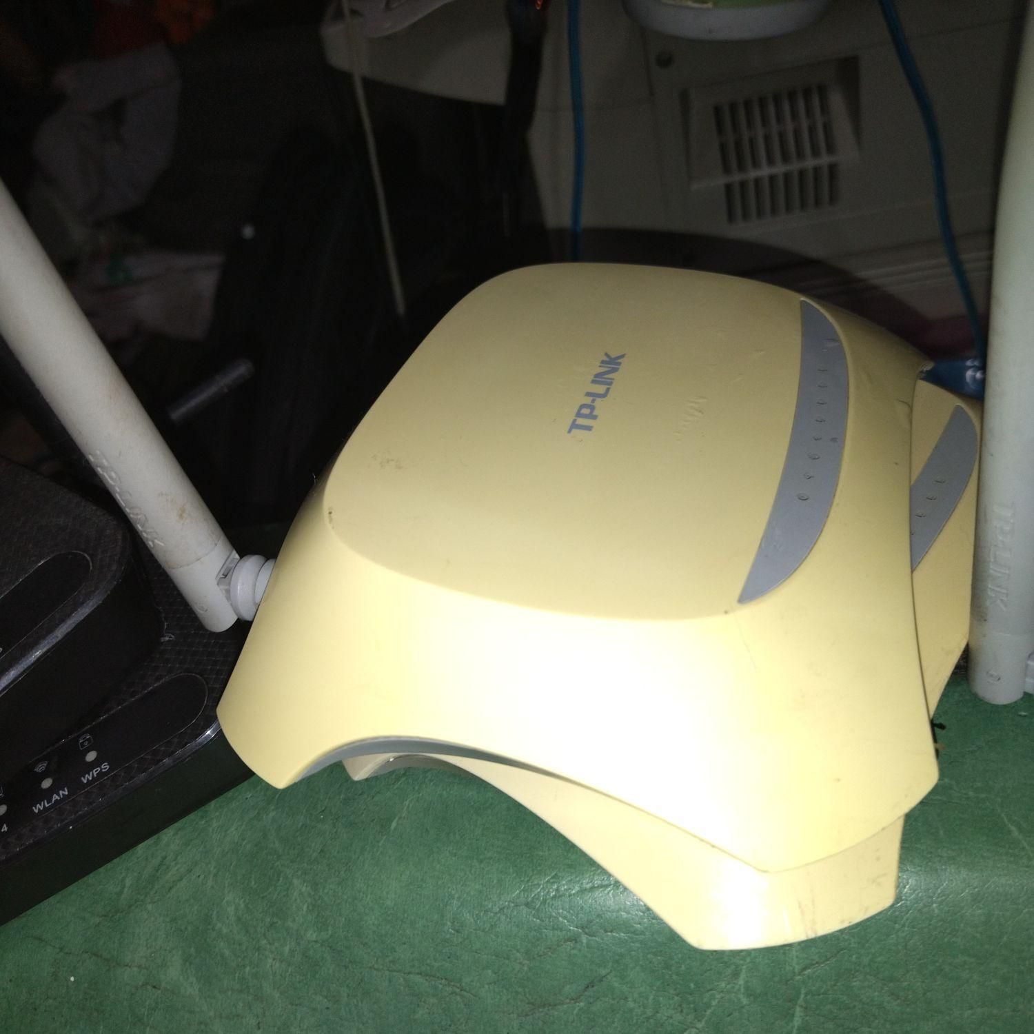 مودم تی پی لینک وای فای  خط تلفنی adsl tplink|مودم و تجهیزات شبکه|اصفهان, خلیل آباد|دیوار