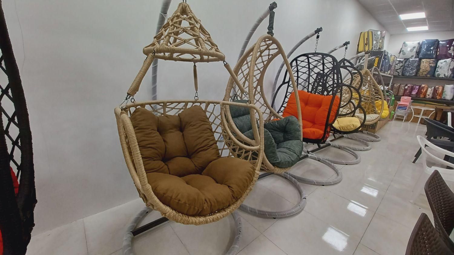 تاب ریلکسی تاج دار/مبل راحتی/مبلمان/|مبلمان خانگی و میز عسلی|چهارباغ, |دیوار