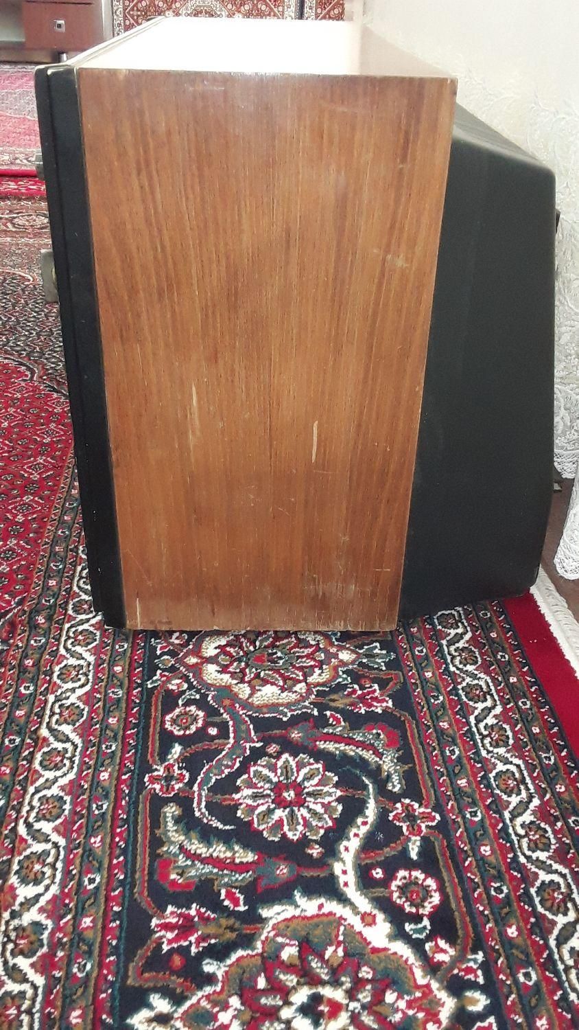 تلویزیون قدیمی مناسب دکوری|تلویزیون و پروژکتور|ابهر, |دیوار