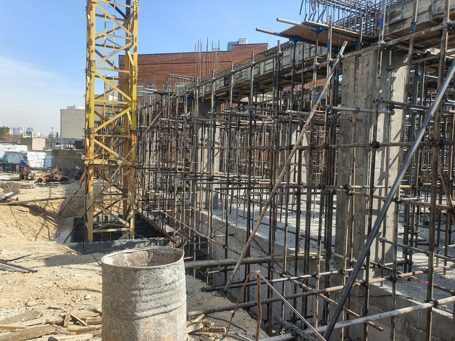 رادین سند تهرانسر ولیعصر خانی آباد اردستانی آبشار|پیش‌فروش املاک|تهران, وردآورد|دیوار