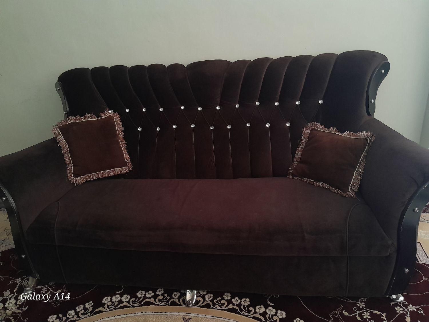 مبل هفت نفره|مبلمان خانگی و میز عسلی|اصفهان, جنیران (لادان)|دیوار